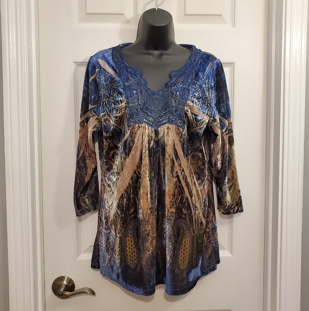 Live and Let Live Blue and Brown Blouse M